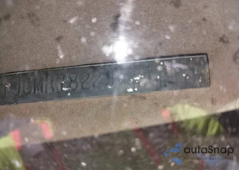 1988 Jeep Cherokee Pioneer z USA, uszkodzony, nr VIN 1JCMR7822JT241174